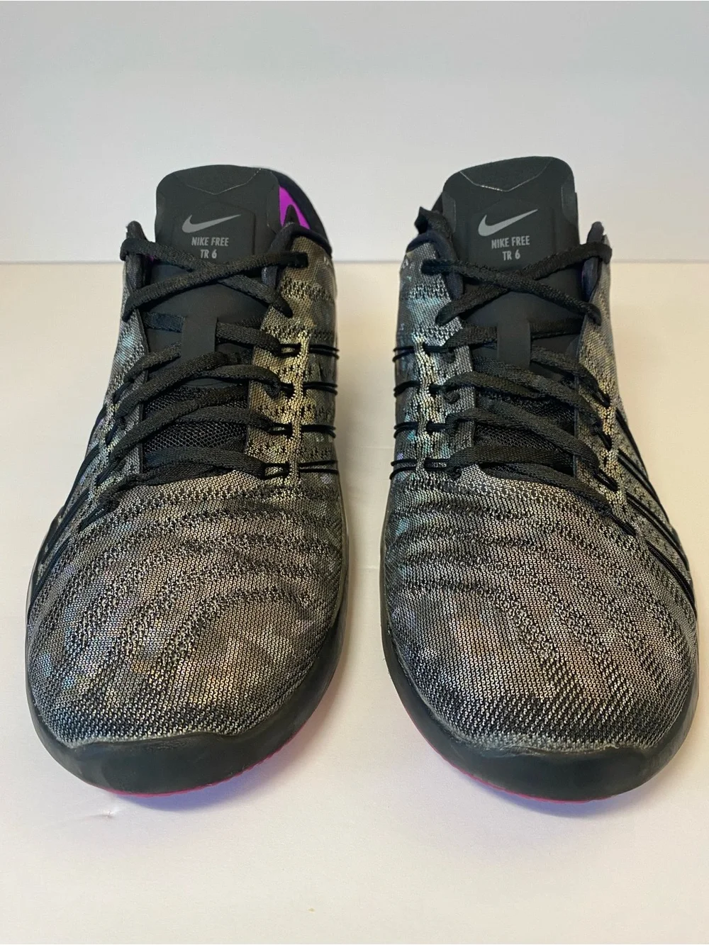 Nike Free TR 6 Women’s Size 8.5 Metallic Silver Black Pink Training 849805-002